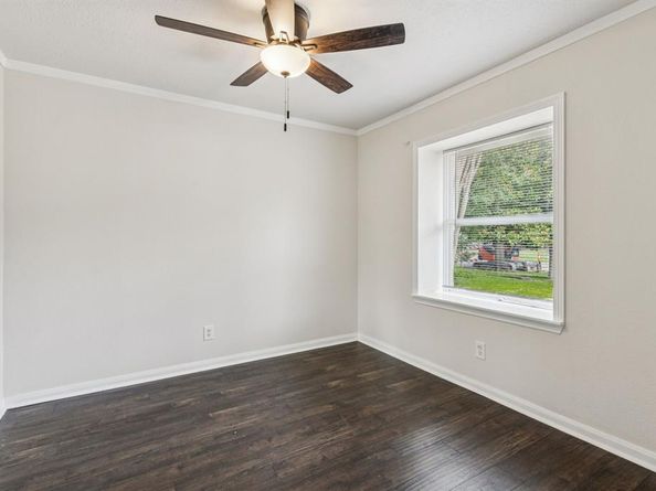 918  Sleepy Hollow Drive , Garland Texas 75043