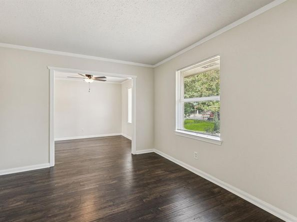 918  Sleepy Hollow Drive , Garland Texas 75043