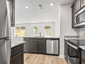 4135  Lava Forest Drive , Dallas Texas 75241