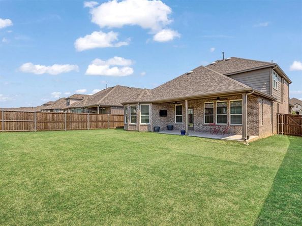 9520  Trailway Drive , Oak Point Texas 75068