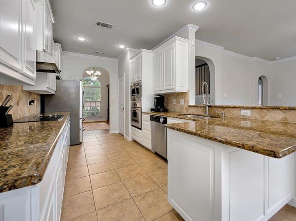 5940  Tuleys Creek Drive , Fort Worth Texas 76137