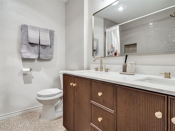 421  Valley Glen Place , Richardson Texas 75080