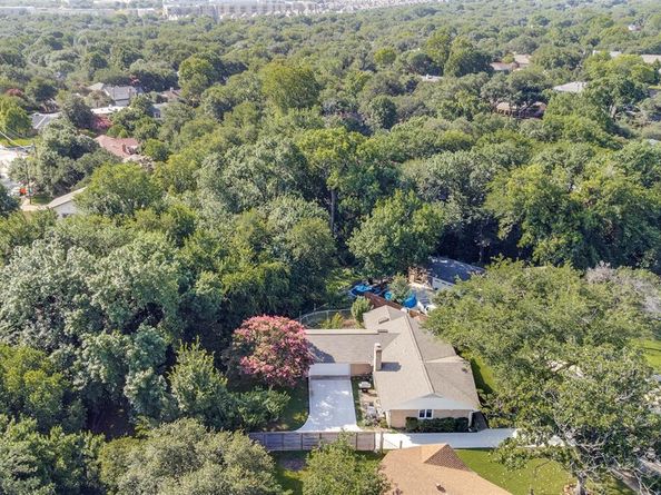 421  Valley Glen Place , Richardson Texas 75080