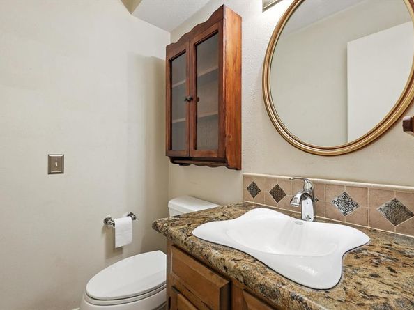117  Nowlin Drive , Highland Village Texas 75077