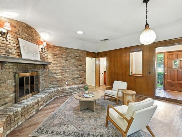 117  Nowlin Drive , Highland Village Texas 75077