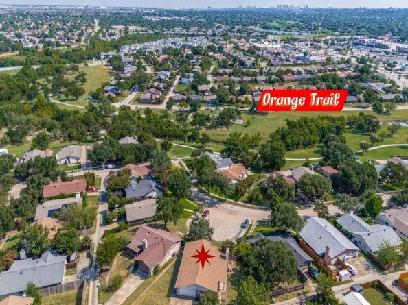 1822  Woodbury  , Carrollton Texas 75007