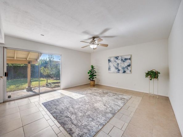 1822  Woodbury  , Carrollton Texas 75007