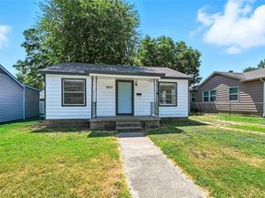 3917  Lisbon Street , Fort Worth Texas 76107
