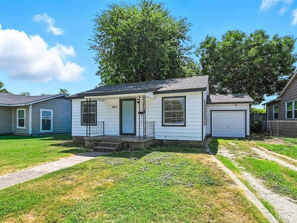3917  Lisbon Street , Fort Worth Texas 76107