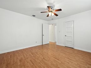 3917  Lisbon Street , Fort Worth Texas 76107