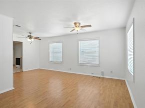 3917  Lisbon Street , Fort Worth Texas 76107