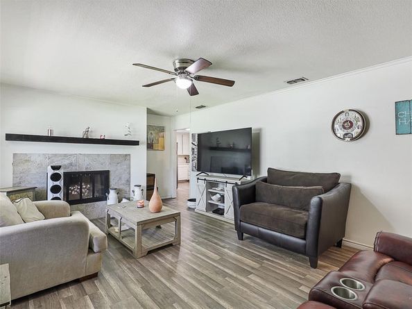 8532  Gibbs Drive , White Settlement Texas 76108