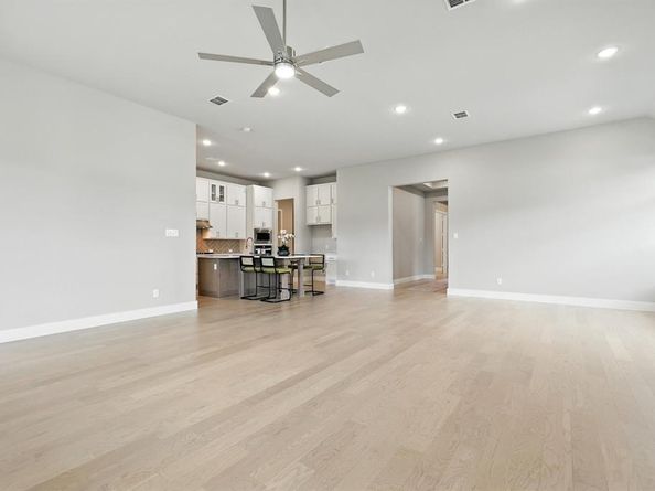 123  Aberdeen Boulevard , Argyle Texas 76226