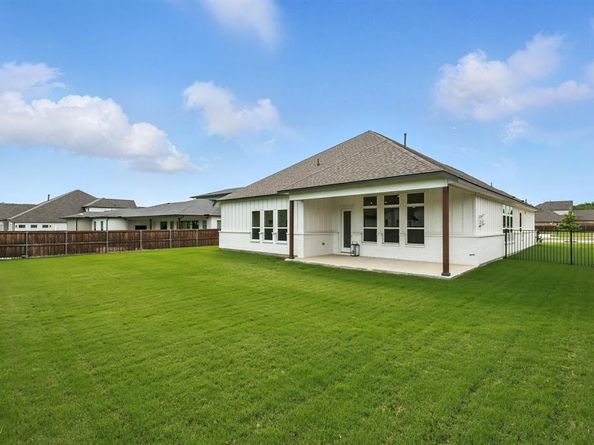 123  Aberdeen Boulevard , Argyle Texas 76226