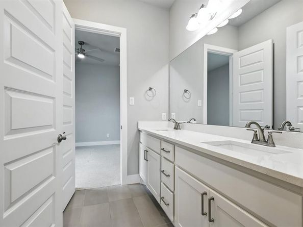123  Aberdeen Boulevard , Argyle Texas 76226