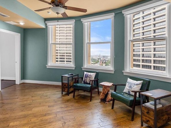 411 W 7th Street  806, Fort Worth Texas 76102