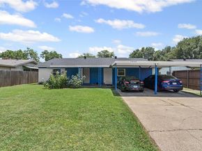 1425  Crockett Street , Garland Texas 75042