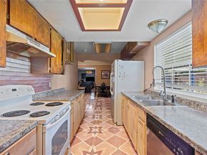 1425  Crockett Street , Garland Texas 75042
