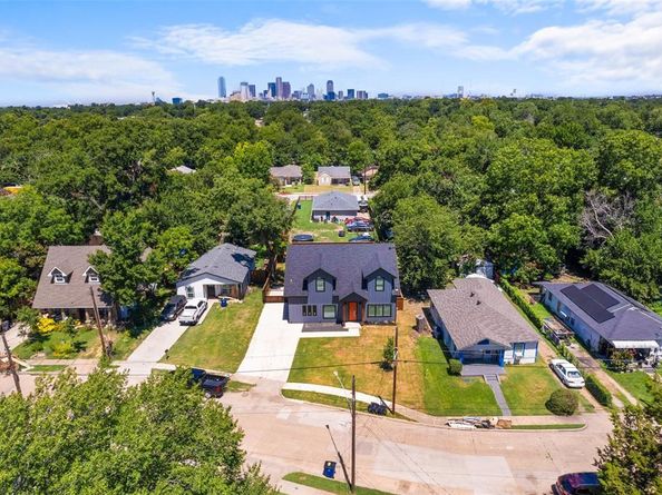 2601  Marburg Street , Dallas Texas 75215