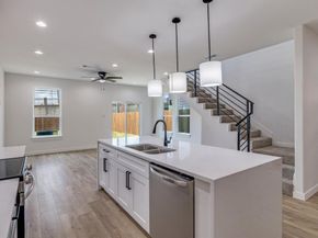 2427  Merlin Street , Dallas Texas 75215