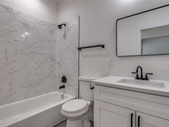 2427  Merlin Street , Dallas Texas 75215