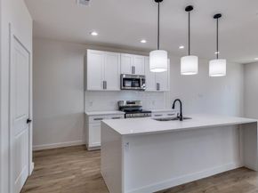 2427  Merlin Street , Dallas Texas 75215