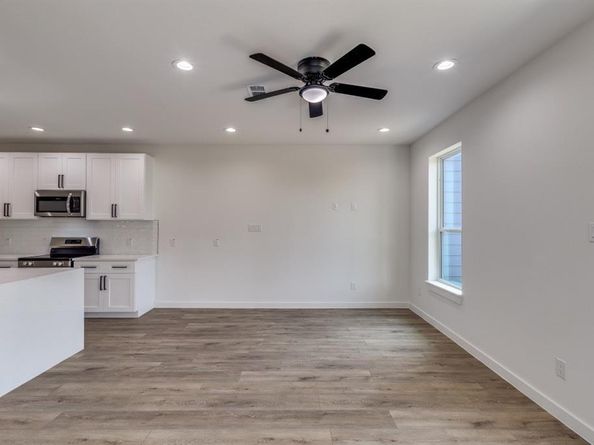 2427  Merlin Street , Dallas Texas 75215