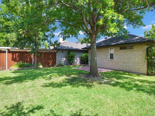 2622  Winterlake Drive , Carrollton Texas 75006