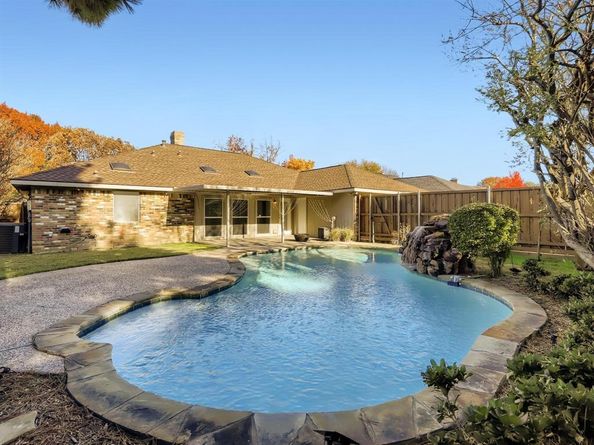 3409  Queenswood Lane , Garland Texas 75040
