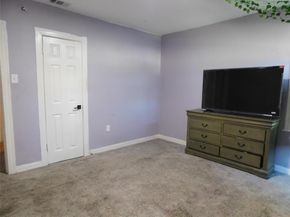 2616  Bowling Green Avenue , Dallas Texas 75216