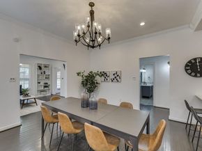 909  Elsbeth Street , Dallas Texas 75208
