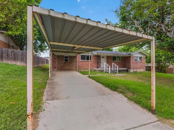 4504  Highland Lake Drive , Lake Worth Texas 76135