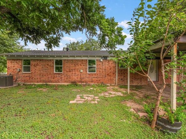 4504  Highland Lake Drive , Lake Worth Texas 76135