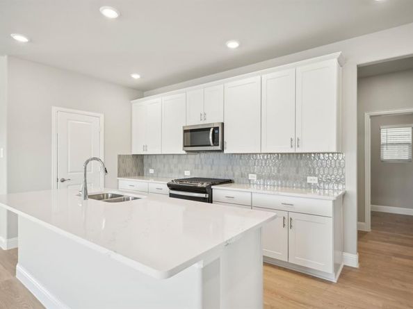 6636  Valley Lake Lane , Fort Worth Texas 76036