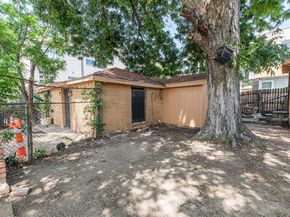 4603  Fairmount Street , Dallas Texas 75219