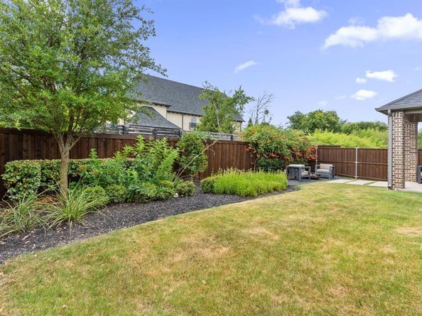 121 S Oak Drive , Oak Point Texas 75068
