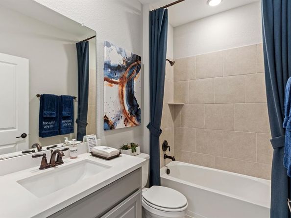 121 S Oak Drive , Oak Point Texas 75068