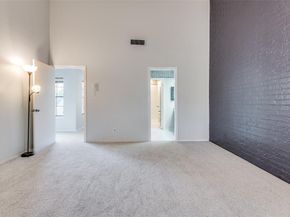 704  Oakwood Trail , Fort Worth Texas 76112