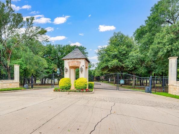 5134  Post Oak Trail , Colleyville Texas 76034