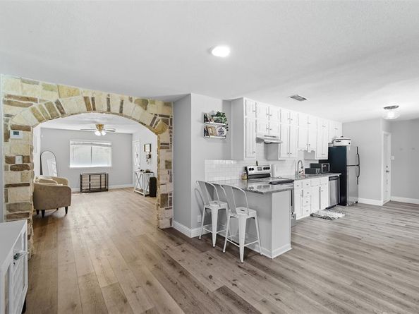 1016  Angela Court , Everman Texas 76140