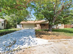 1016  Angela Court , Everman Texas 76140