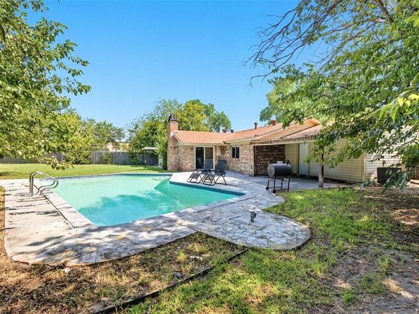 1016  Angela Court , Everman Texas 76140