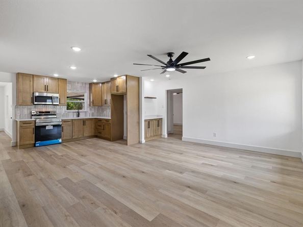 1920  English Street , Irving Texas 75061