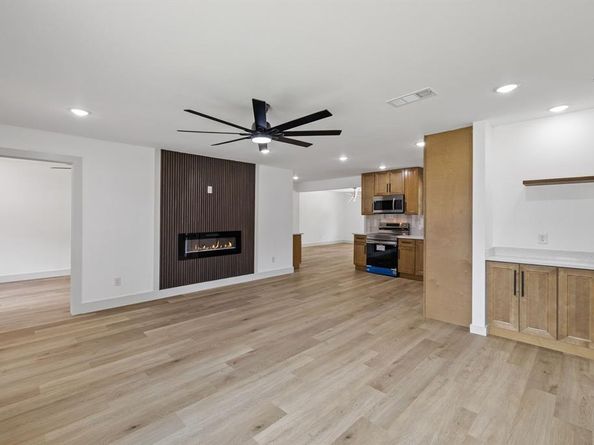 1920  English Street , Irving Texas 75061