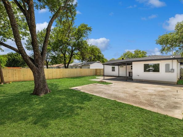 1920  English Street , Irving Texas 75061