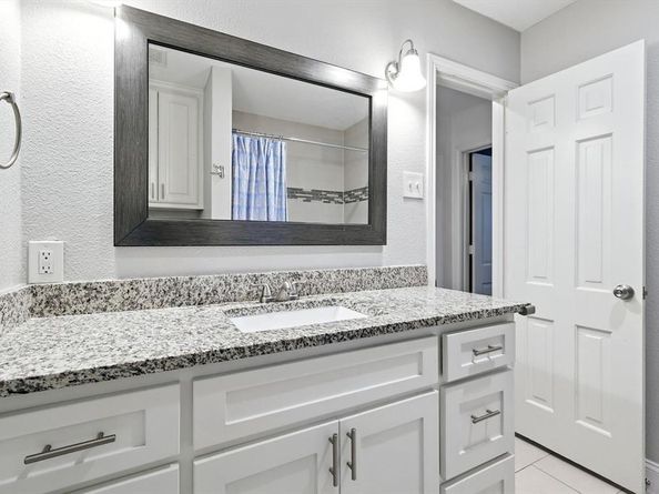 2405  Castle Street , Irving Texas 75038