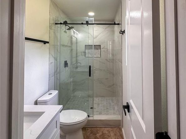 809  longbeach Drive , Garland Texas 75043