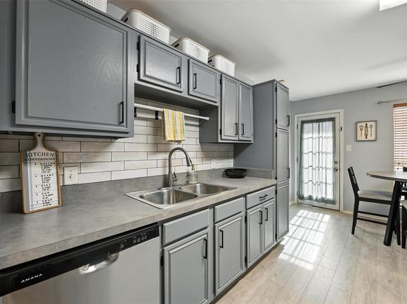 3744  Waxwing Circle S, Fort Worth Texas 76137
