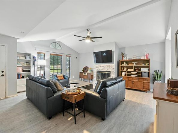 3744  Waxwing Circle S, Fort Worth Texas 76137