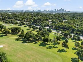 2505  Wedglea Drive  106, Dallas Texas 75211
